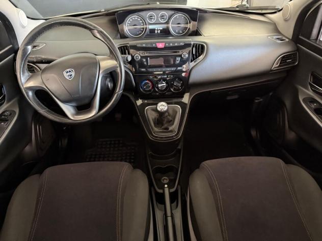 LANCIA Ypsilon 3ª serie Ypsilon 1.3 MJT 16V 95 CV 5 porte S&S Gold - Foto 6