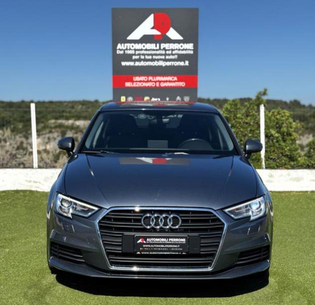 AUDI A3 SPB 1.6 TDI S-Tronic Sport (Xeno/LED/Auto/Navi) rif. 23813906 - Foto 2