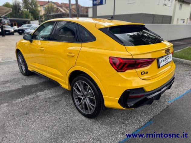 AUDI Q3 SPB 35 TDI S tronic S line edition Identity Black rif. 22819658 - Foto 3