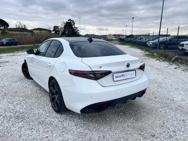 Alfa Romeo Giulia 2023 2.2 t Competizione Q4 210cv auto - Foto 2