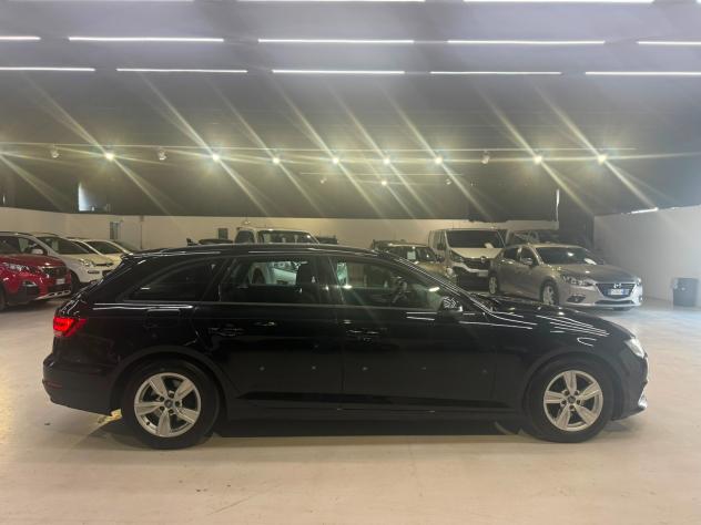 Audi A4 2.0 TDI 150 CV ultra S tronic Business Sport - Foto 7