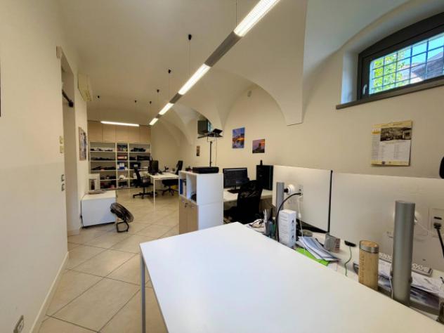Immobile di 270 m² con più di 5 locali in vendita a Bergamo - Foto 15