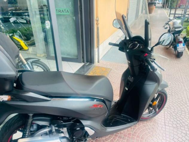 HONDA SH 300 i TUTTO INCLUSO ANCHE PASSAGGIO! MINI RATE rif. 23957900 - Foto 2