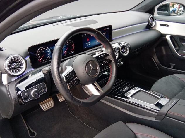 Mercedes-Benz Classe A (W177) A 180 d Automatic - Foto 9