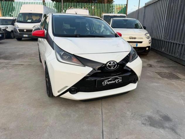 TOYOTA Aygo 1.0 VVT-i 69 CV 5 porte x-cool rif. 23508287