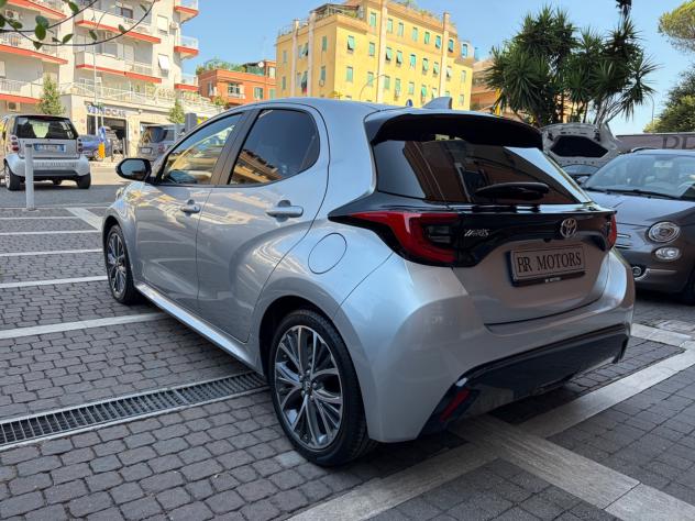 Toyota Yaris 1.5h 130cv Lounge - COME NUOVA !! - Foto 4