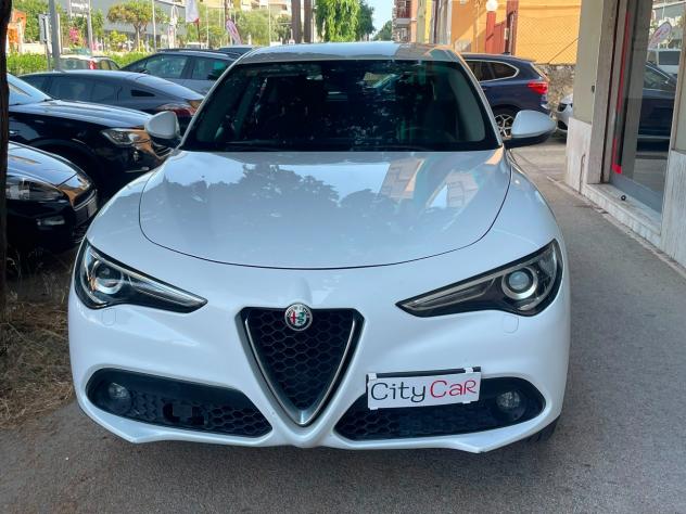 Alfa Romeo Stelvio 2.2 Turbodiesel 210 CV AT8 Q4 Business - Foto 4