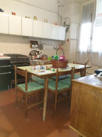 Appartamento di 180 m² con 5 locali e posto auto in vendita a Modena - Foto 4