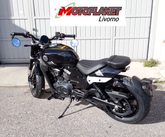 Benelli Leoncino 400 Bobber - Foto 5