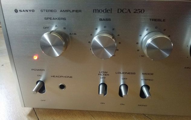 Sanyo DCA-250 amplificatore integrato 21W x 2 RMS (LEGGERE BENE ANNUNCIO) - Foto 2
