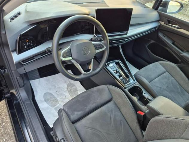 VOLKSWAGEN Golf 2.0 TDI 150 CV DSG SCR Style rif. 23604369 - Foto 10