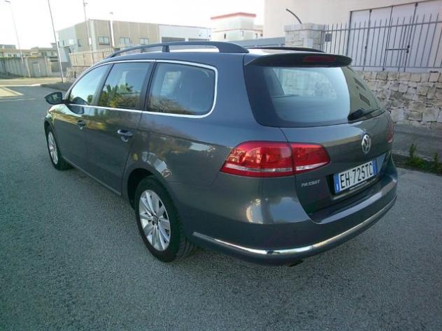 VOLKSWAGEN Passat Var. 1.6 TDI Comfortline BM.Tech. rif. 23400159 - Foto 7