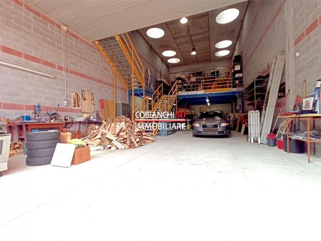 V000445 - SAN BERNARDINO VERBANO, MAGAZZINO IN VENDITA