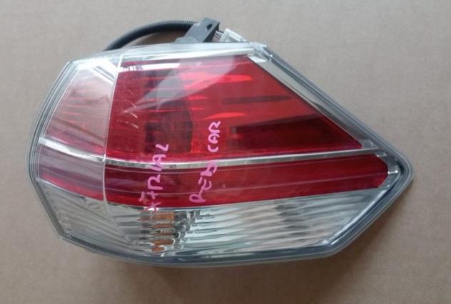 FANALE POST.EST DX  Parti elettriche  Fanaleria  Fanali  Fanale est. post. d NISSAN - X-TRAIL - 01-09-2014 - 01-08-2017
