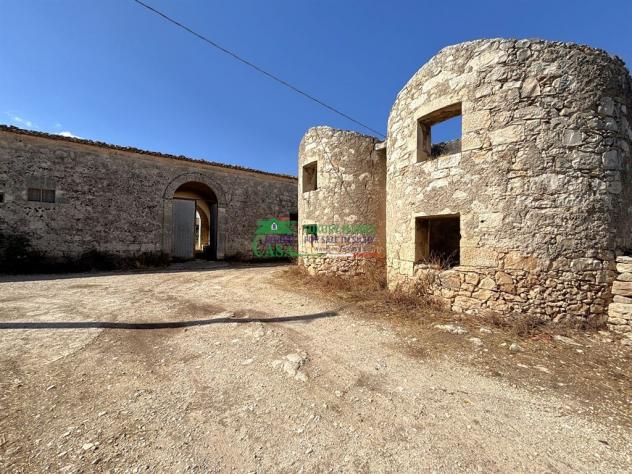 Rif.2671 - Casale in pietra con Baglio e Terreno a Modica - Foto 5