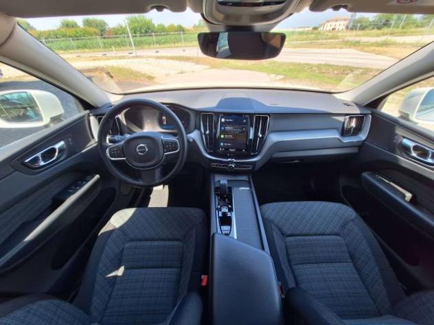 Volvo XC60 XC60 II 2022 2.0D b4 197cv Core Automatica - IVA deducibile - Foto 8