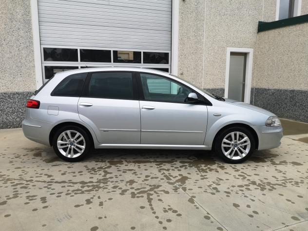 Fiat Croma 1.9 Multijet 16V Emotion - Foto 4