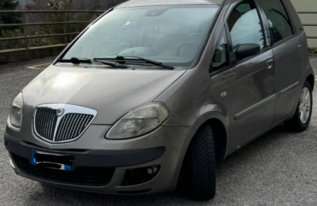 Lancia Musa platino 1.9 jtd diesel 2005