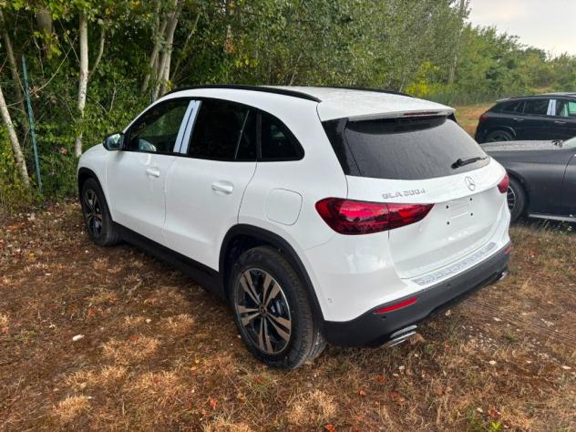 Mercedes-Benz GLA 200 d automatic - Foto 3