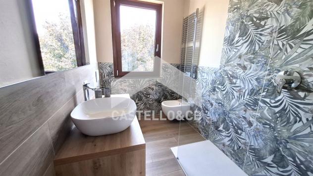 Trilocalino ristrutturato con box doppio - Foto 12