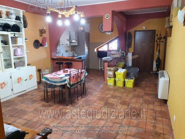 IMMOBILI-IMMOBILE RESIDENZIALE-Via Romagnano 23 - Foto 5
