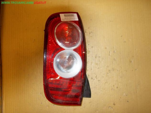 FANALE POST.S.(fino al 07/2005) NISSAN MICRA (K12E) 3p / 5p  Parti elettriche  Fanaleria  Fanali  Fanale post. sx. NISSAN - MICRA 3p / 5p - 01-01-2003