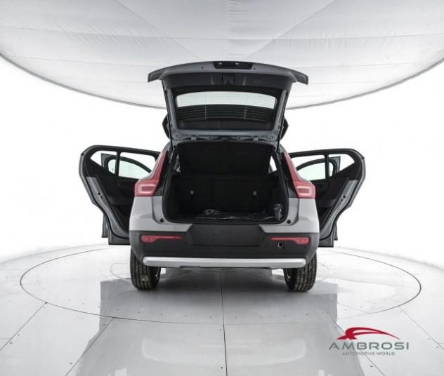 VOLVO XC40 B3 Mild hybrid Benzina Essential rif. 23986883 - Foto 7