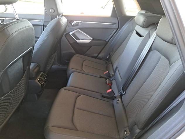 Audi Q3 35 TDI S tronic Business Advanced - Foto 9