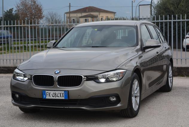Bmw 318 318d Touring Business automatica - Foto 2