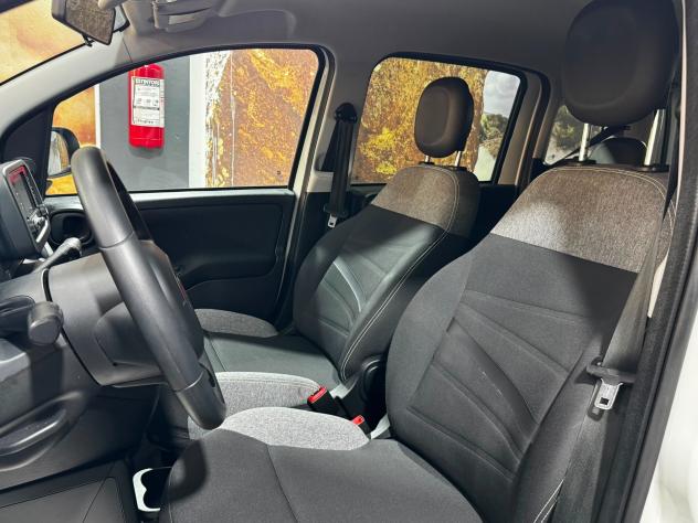 Fiat Panda 1.0 FireFly S&S Hybrid City Life - Foto 8