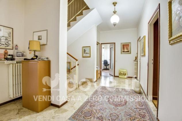 Villa di 600 m² con più di 5 locali e box auto doppio in vendita a Cittiglio - Foto 13
