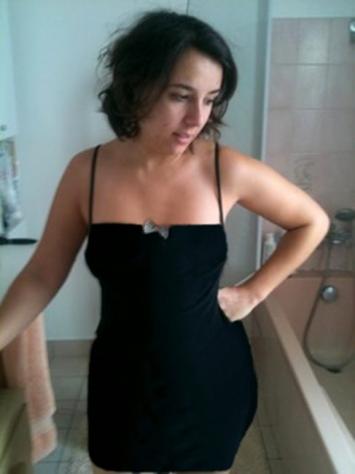 Donna di Gallarate. Fisico Normale Tel: