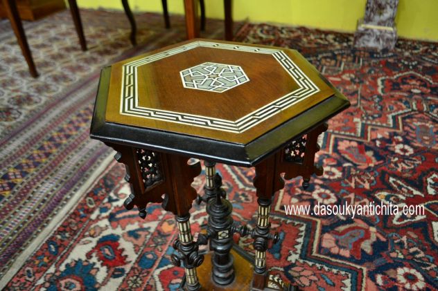 Tavolino orientale d’appoggio esagonale del XX secolo - Foto 6