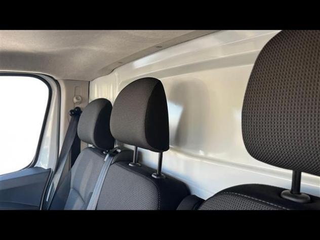 RENAULT Trafic T27 2.0 dci 130cv L1H1 Start my23 rif. 23978884 - Foto 9