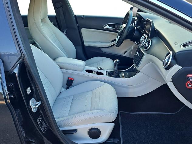 Mercedes-benz CLA 200 CDI Premium - Foto 10