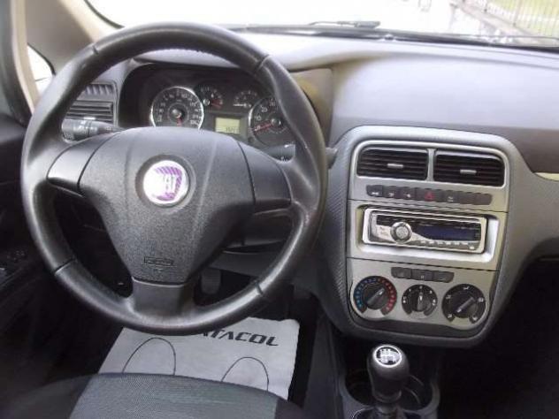 FIAT Grande Punto 5p 1.4 Dynamic 77cv-UNICO PROPRIETARIO!! rif. 23195219 - Foto 7