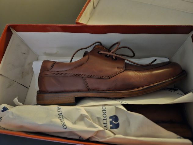 Scarpe uomo Artigianale n.40 Sono nuove € 10 - Foto 3
