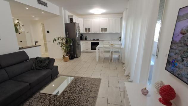 Appartamento in vendita a Cecina 95 mq Rif: 1068842 - Foto 2