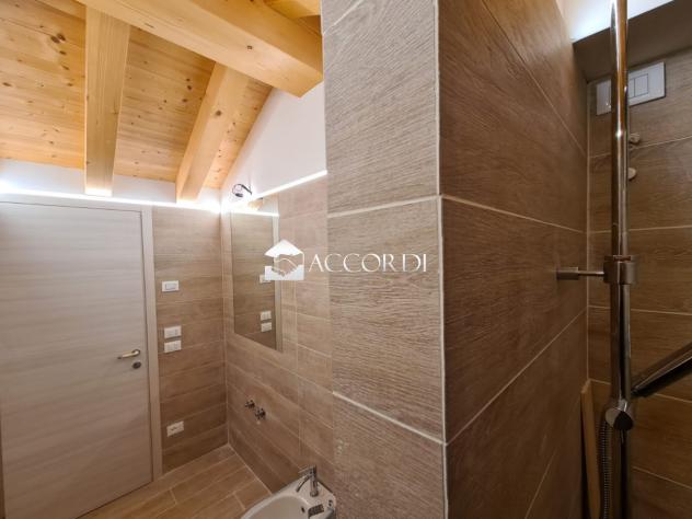 CASA INDIPENDENTE di 3 vani e di 170 mq (CONEGLIANO) rif. MDPX99_9 - Foto 7