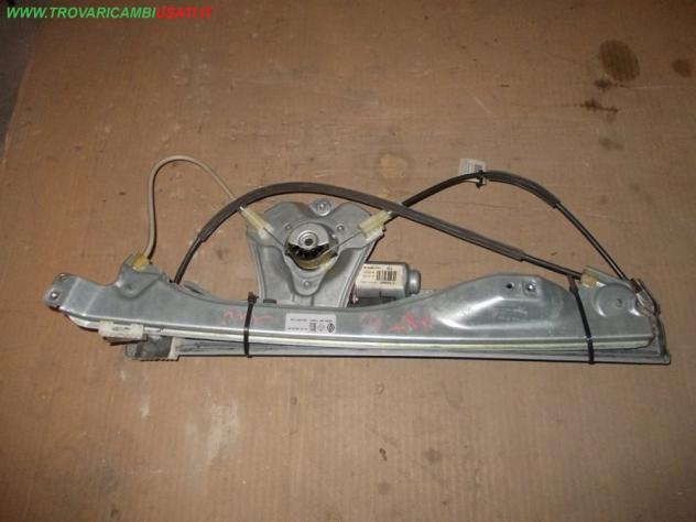 ALZACRISTALLO ELETTRICO PORTA ANT.S.CON MOTORINO 8200291148 6 FILI RENAULT CLIO (C85/B85) 3p / 5p  Carrozzeria  Lamierati esterni  Porte  Alzacristall