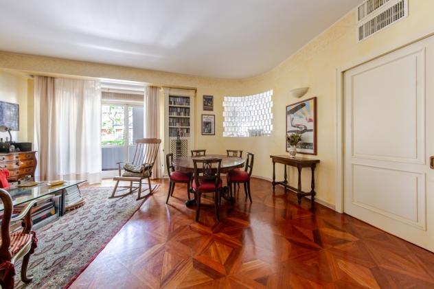 DEANGELI/ VERCELLI via SACCO SIGNORILE APPARTAMENTO DI 160m
In una delle zone più richieste e residenziali di Milano, a pochi passi da Via Marghera, C - Foto 2