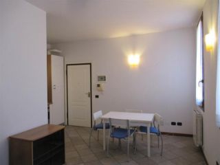 Appartamento in Affitto in zona SANT'ORSOLA MALPIGHI