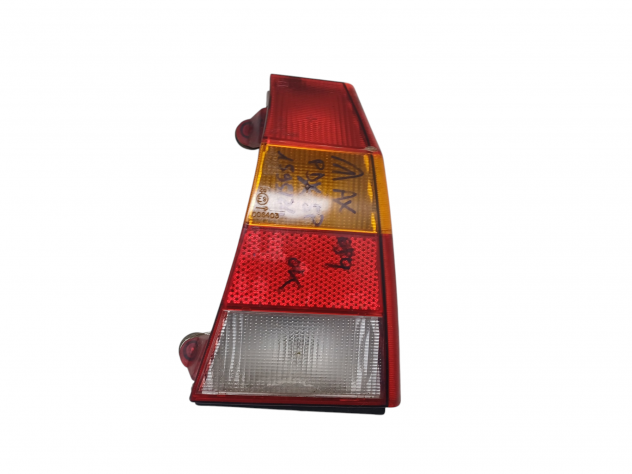 STOP FANALE POSTERIORE DESTRO CITROEN AX Berlina AX (8698)