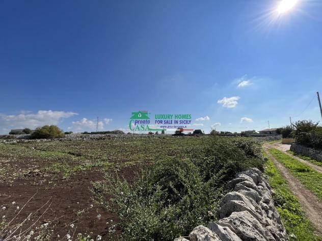Rif.2382 - Terreni edificabili con rudere in C.da Mauto a Modica - Foto 16