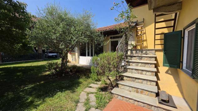 Vendita Tenuta complesso da 410 mq in Via Roma con giardino - Foto 9