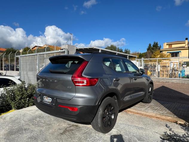 Volvo XC40 D3 AWD - Foto 3