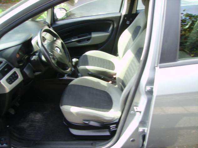 Fiat Grande Punto 1.3 MJT 75 CV 5 porte Dynamic - Foto 10