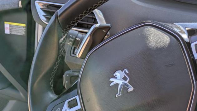 PEUGEOT 3008 PLUG-IN 1.6phev 180cv(225cv) E-EAT8 rif. 24075979 - Foto 9