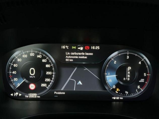 VOLVO XC60 D5 AWD Geartronic Inscription rif. 23453452 - Foto 8