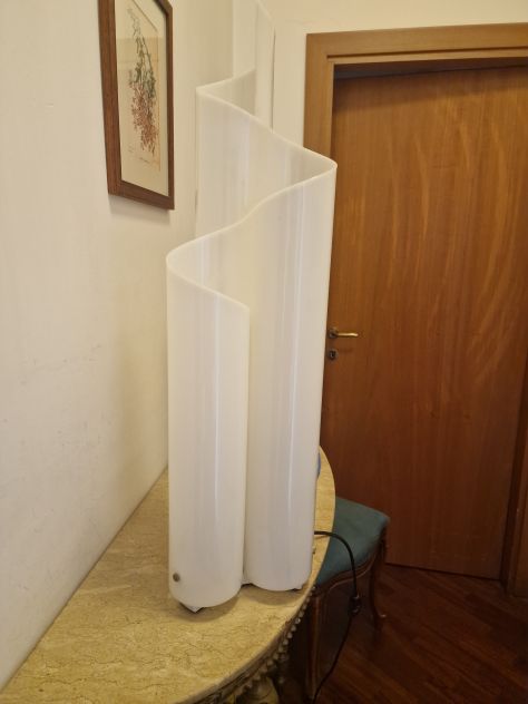 LAMPADA ARTEMIDE MEZZA CHIMERA (disegnata da Vico Magistretti)